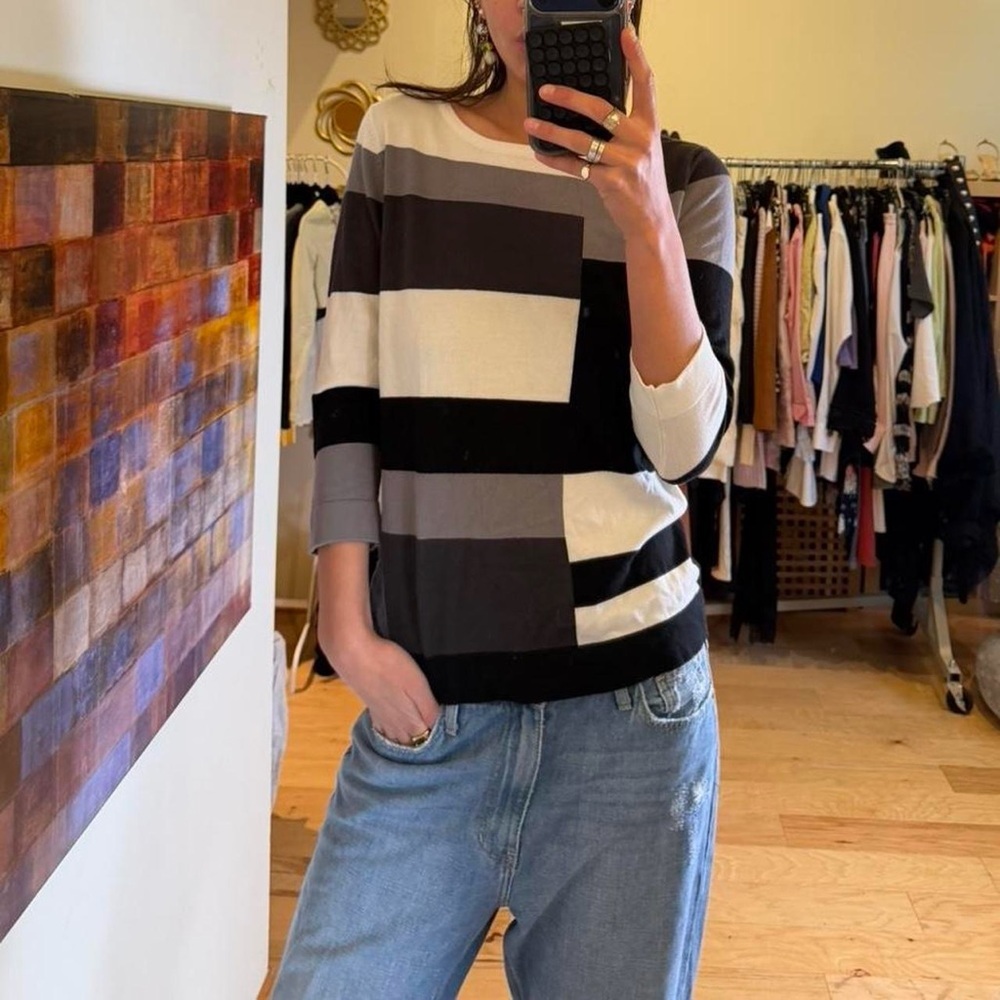Carol Rose Colorblock Crewneck Sweater in Black, Gray, White